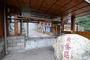 Dong Tair Spa Hotel