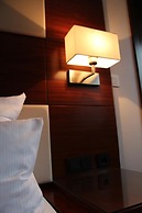 Hotel Adena