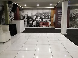 Hotel Savera