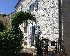 House Nirvana