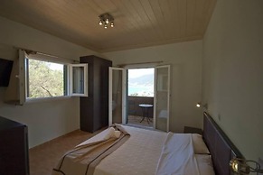 Lefkas Petra