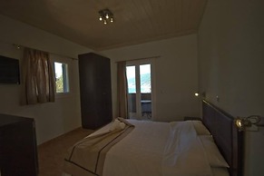 Lefkas Petra
