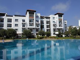 Cozy Marina PentHouse  Ref T32401