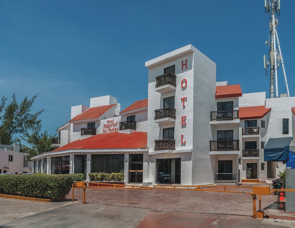 Hotel Imperial las Perlas