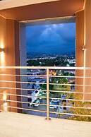 20 South Kingston Luxury Apartment