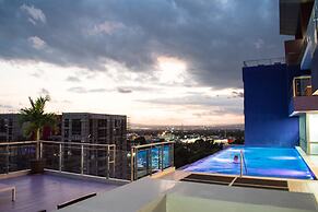 20 South Kingston Luxury Apartment