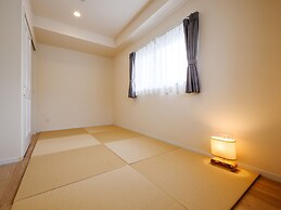 Aqua Palace Chatan by Coldio Premium
