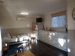 Silver Wattle Caravan Park