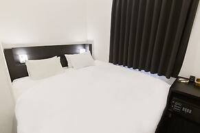 HOTEL TRAD Replay