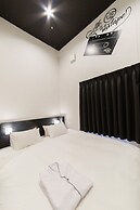 HOTEL TRAD Replay