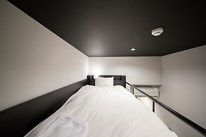 HOTEL TRAD Replay