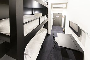 HOTEL TRAD Replay