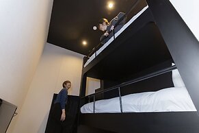 HOTEL TRAD Replay