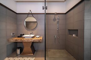 Senna Hue Hotel