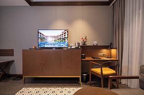 Senna Hue Hotel