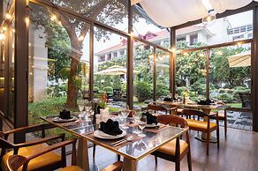 Senna Hue Hotel