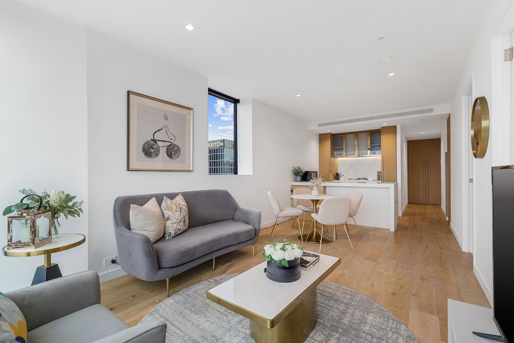 Collins House Apartments by CLLIX