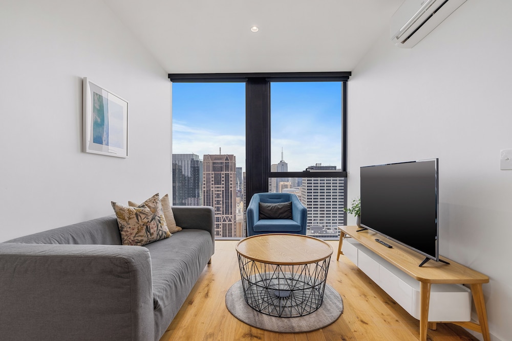 Collins House Apartments by CLLIX