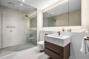 Collins House Apartments by CLLIX