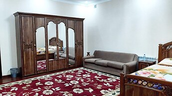 Sitorabonu-Guest House