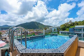 Kata Hill Sea View Hotel
