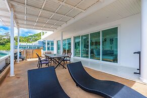 Kata Hill Sea View Hotel