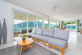 Kata Hill Sea View Hotel