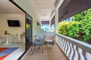 Kata Hill Sea View Hotel