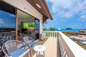 Kata Hill Sea View Hotel