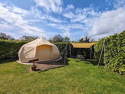 Kits Coty Glamping