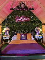 Kits Coty Glamping