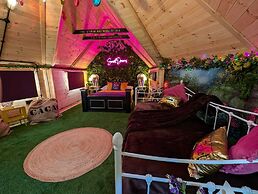 Kits Coty Glamping