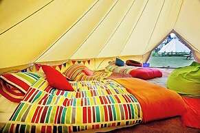 Kits Coty Glamping