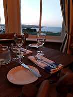 Delmont Hotel