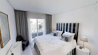 Outstanding Penthouse Near Puerto Banus