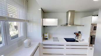 Outstanding Penthouse Near Puerto Banus