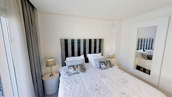 Outstanding Penthouse Near Puerto Banus