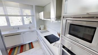 Outstanding Penthouse Near Puerto Banus