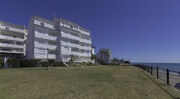 Frontline Duplex With Paradisiacal Views