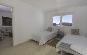 Frontline Duplex With Paradisiacal Views