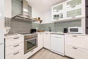 3 Bd Apartment Perfect Location in Plaza de Chueca