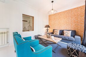 3 Bd Apartment Perfect Location in Plaza de Chueca
