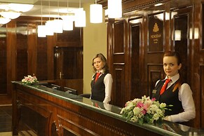 7 Days City Hotel