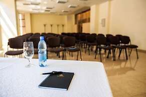 7 Days City Hotel