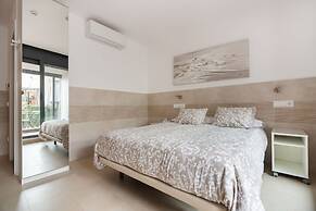 Hostal House