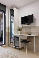 Hostal House