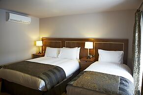 Clody Lodge