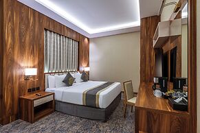 Crowne Rose AlSahafa Hotel
