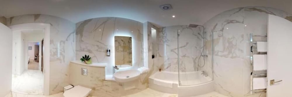 Curran Gate Luxury Apartments, Portrush