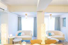 Shirahama White Beach House